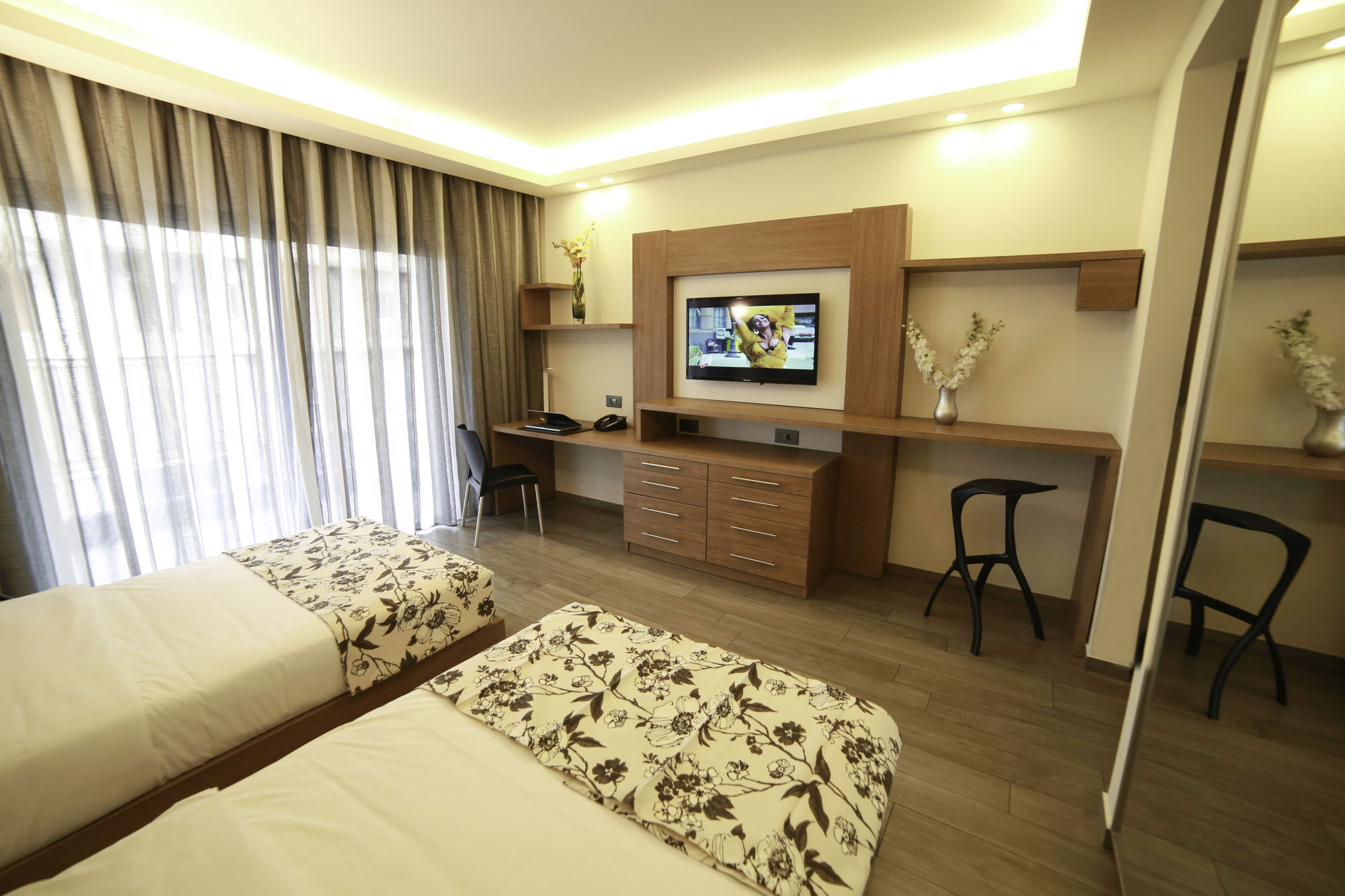 Urban Central Suites - เบรุต ภายนอก รูปภาพ